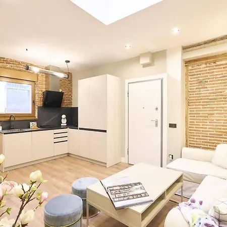 El Capricho Ii En La Plaza Mayor Centro By Keyhom 아파트 *