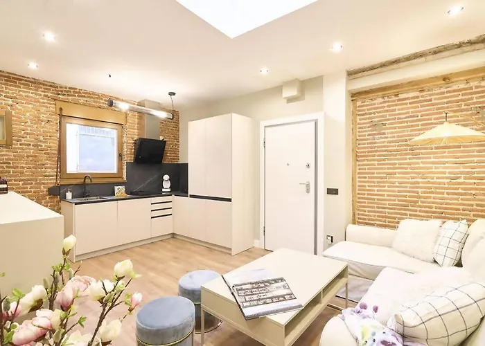El Capricho Ii En La Plaza Mayor Centro By Keyhom Appartement *