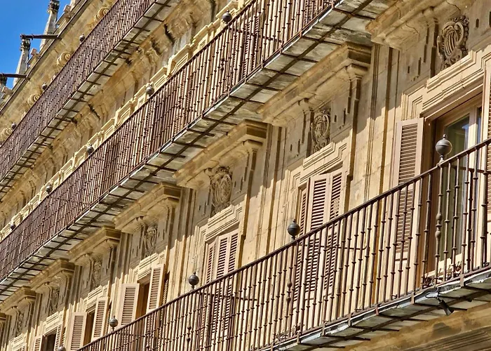 El Capricho Ii En La Plaza Mayor Centro By Keyhom